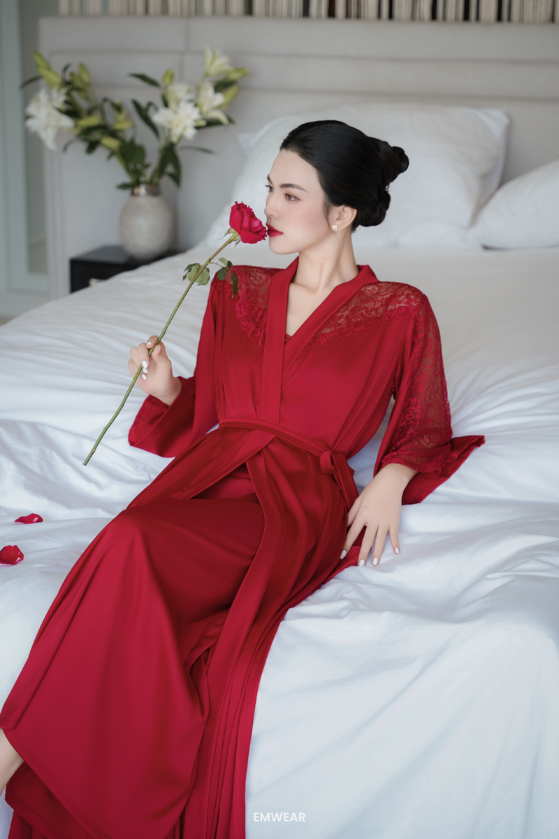Brimstone Robe in Red
