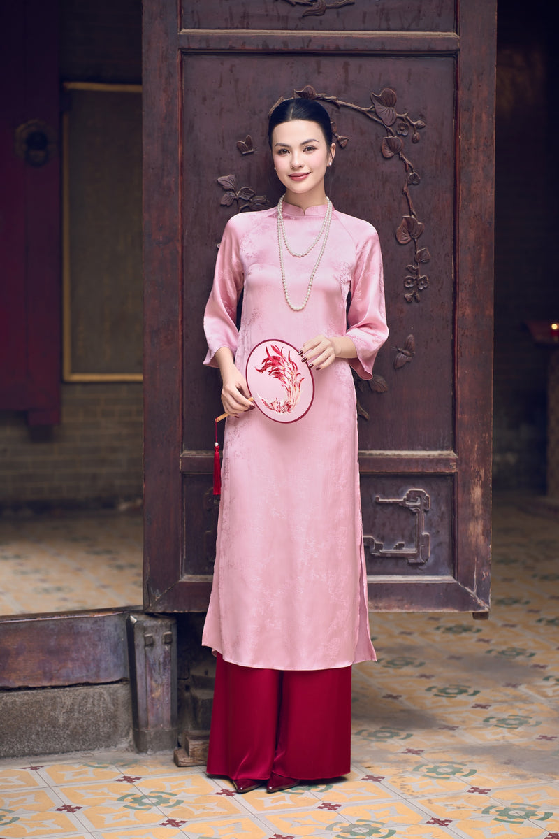 Áo Dài Hồng Môn