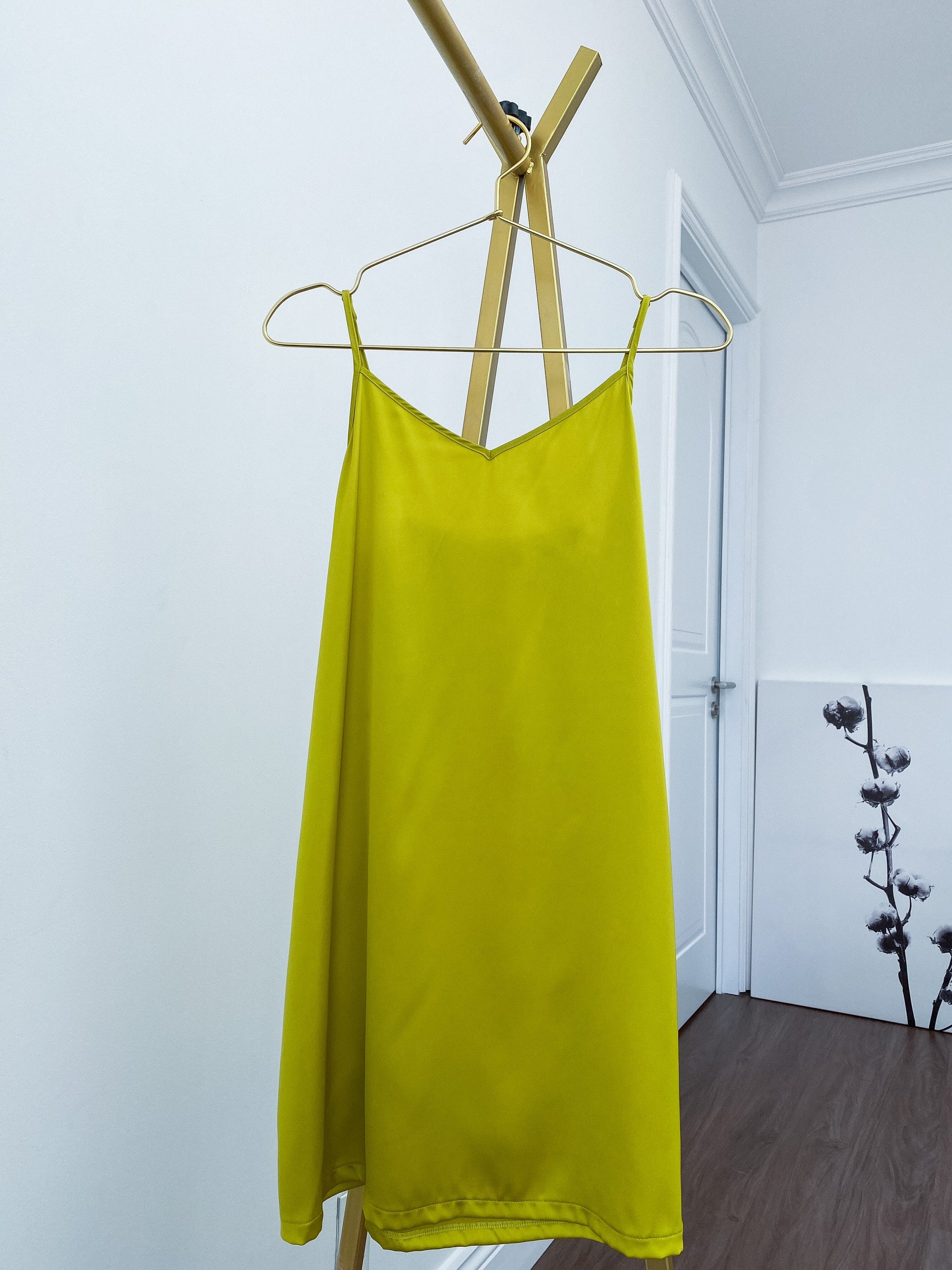 Đầm Lụa 2 Dây Slip Dress
