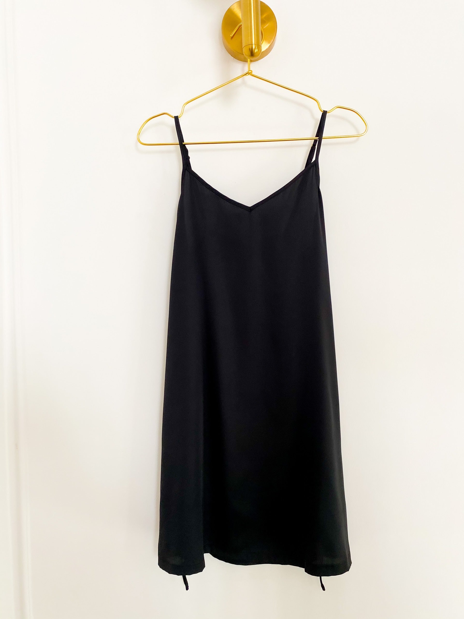 Đầm Lụa 2 Dây Slip Dress