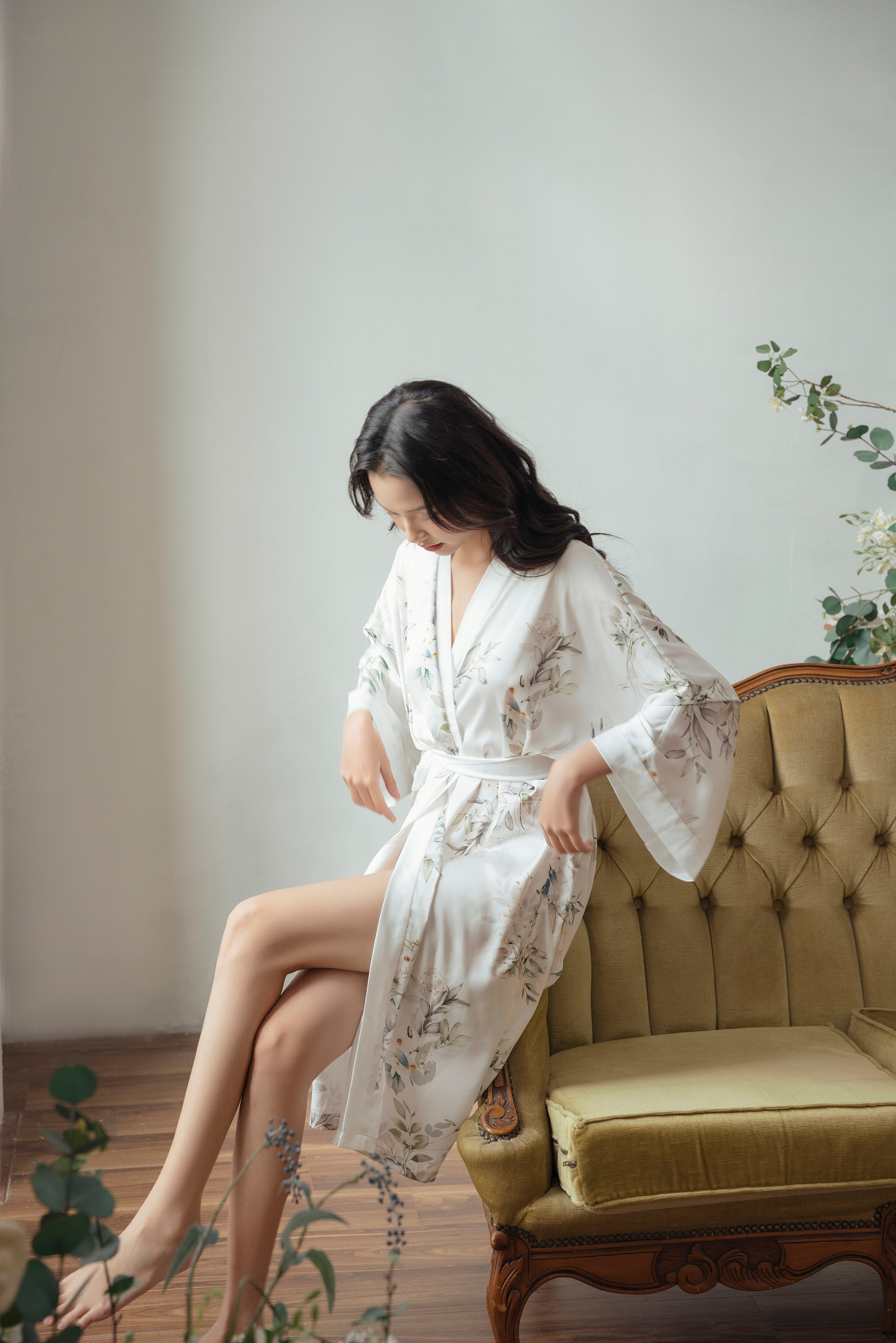 Romantic Short Robe Silk Floral Print Short Robe – EM Wear
